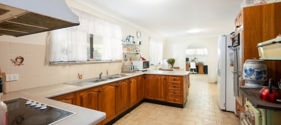 4 غرف نوم مزرعة في Nana Glen, Australia رقم 1000 10