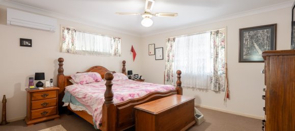 4 غرف نوم مزرعة في Nana Glen, Australia رقم 1000 11