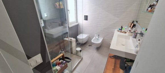 Квартира с 3 комнатами в Лушано, Италия № 24567 27