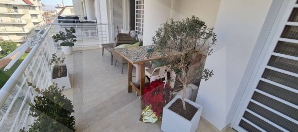 Квартира с 3 комнатами в Лушано, Италия № 24567 32