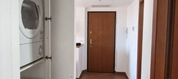 3 bedrooms Apartment in Milan, Italy No. 310018 4