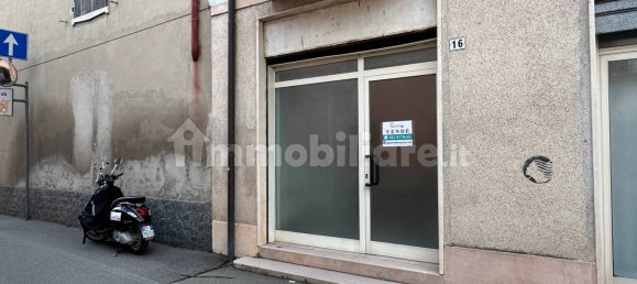 Imóvel comercial de 2 divisões em Treviolo, Italy N.º 14319 11