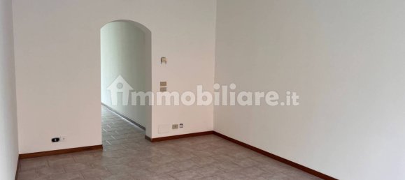 Imóvel comercial de 2 divisões em Treviolo, Italy N.º 14319 5