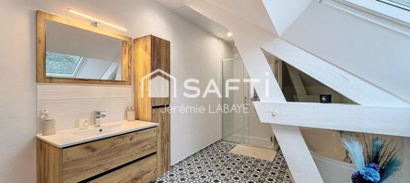 Casa de 5 dormitorios en Chateauroux, France No. 302817 11