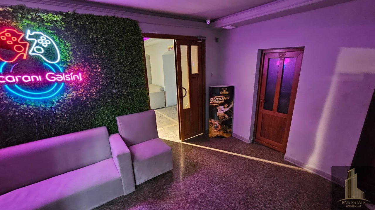 230m² Commercial property in Nasimi, Azerbaijan No. 1098