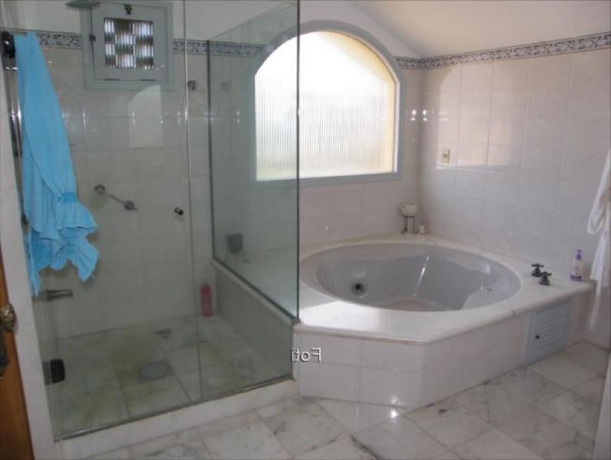 4 bedrooms House in Punta del Este, Uruguay No. 7501