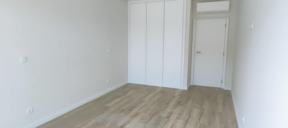 4 bedrooms Villa in Seixal, Portugal No. 128298 13