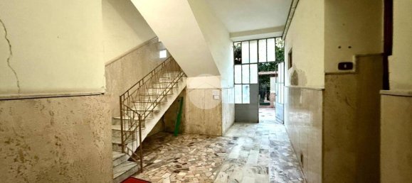 Apartamento T2 em Naples, Italy N.º 320413 24