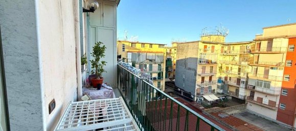 Apartamento T2 em Naples, Italy N.º 320413 22