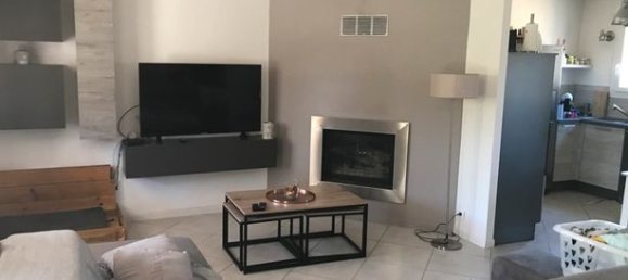 3 bedrooms House in Virazeil, France No. 300308 3