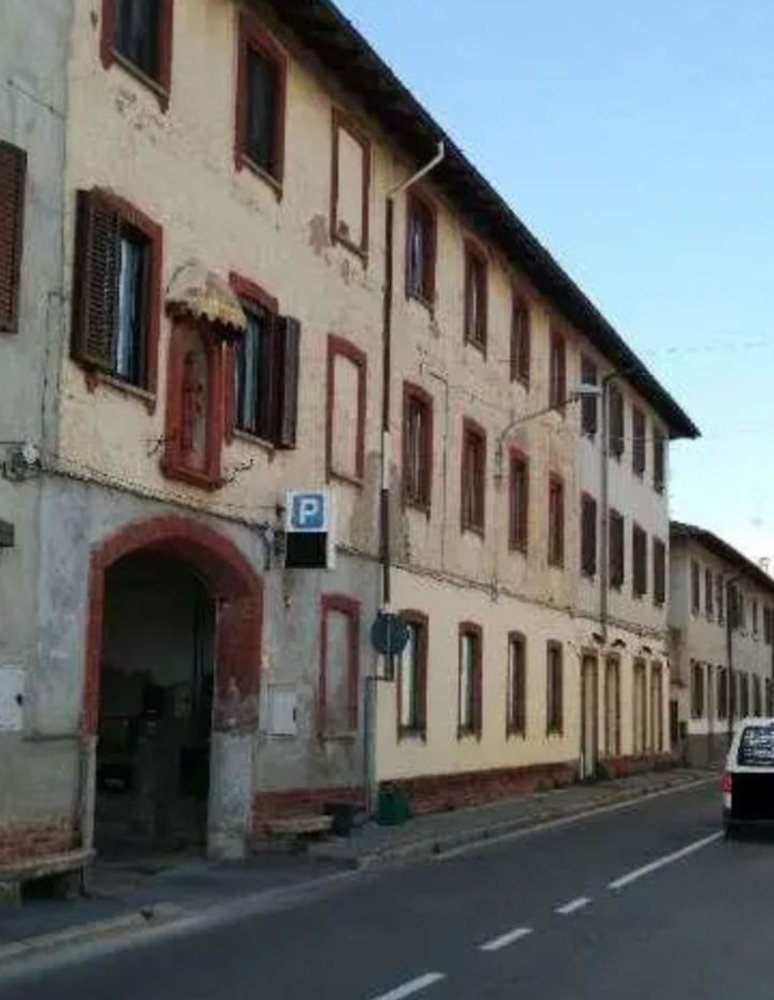 Студия в Бусто Гарольфо, Италия № 11775