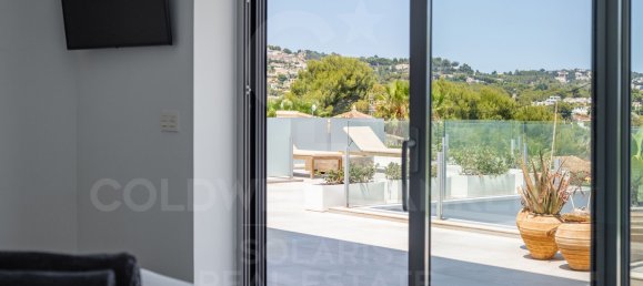 4 bedrooms Villa in Benissa, Spain No. 86461 3