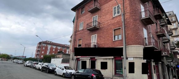 3 rooms Commercial property in Turin, Italy No. 111745 7