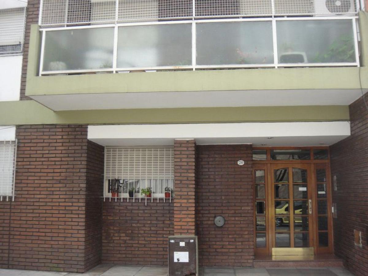 Studio in Buenos Aires, Argentina No. 93370