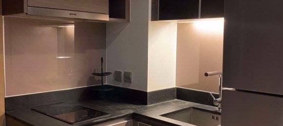 1 chambre Condo à Khlong Toei, Thailand No. 9519 5