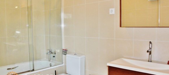 3 Schlafzimmer Stadthaus in Gava, Spain, Nr. 20 13