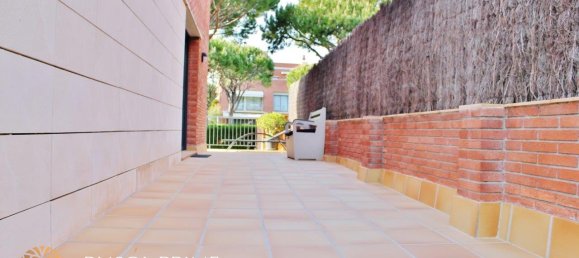 3 Schlafzimmer Stadthaus in Gava, Spain, Nr. 20 9