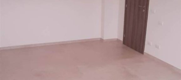 Apartamento T3 em Mirandola, Italy N.º 216705 2