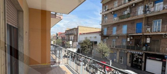 3 bedrooms Apartment in Caivano, Italy No. 19904 3