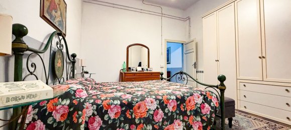 6 rooms House in Cascina, Italy No. 48909 10