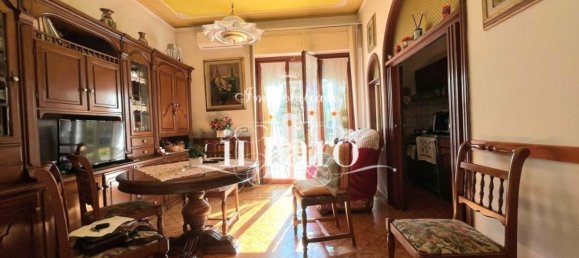 2 bedrooms Apartment in Campi Bisenzio, Italy No. 14275 12