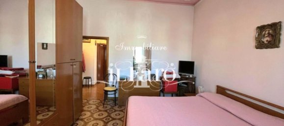 2 bedrooms Apartment in Campi Bisenzio, Italy No. 14275 22