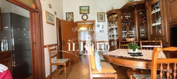 2 bedrooms Apartment in Campi Bisenzio, Italy No. 14275 11