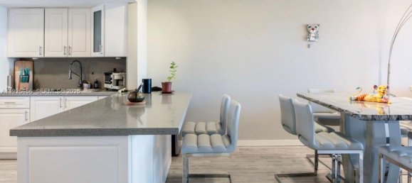 2 bedrooms Commercial property for sale in Miami, Miami-Dade, Florida, USA № 615466 21