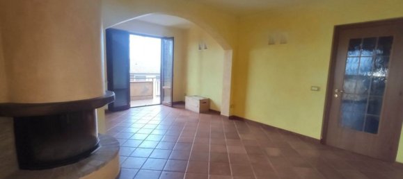 6 rooms Duplex in Foiano della Chiana, Italy No. 221249 8