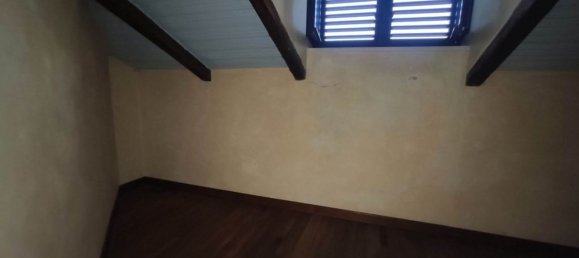 6 rooms Duplex in Foiano della Chiana, Italy No. 221249 4