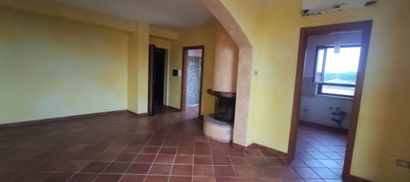 6 rooms Duplex in Foiano della Chiana, Italy No. 221249 6