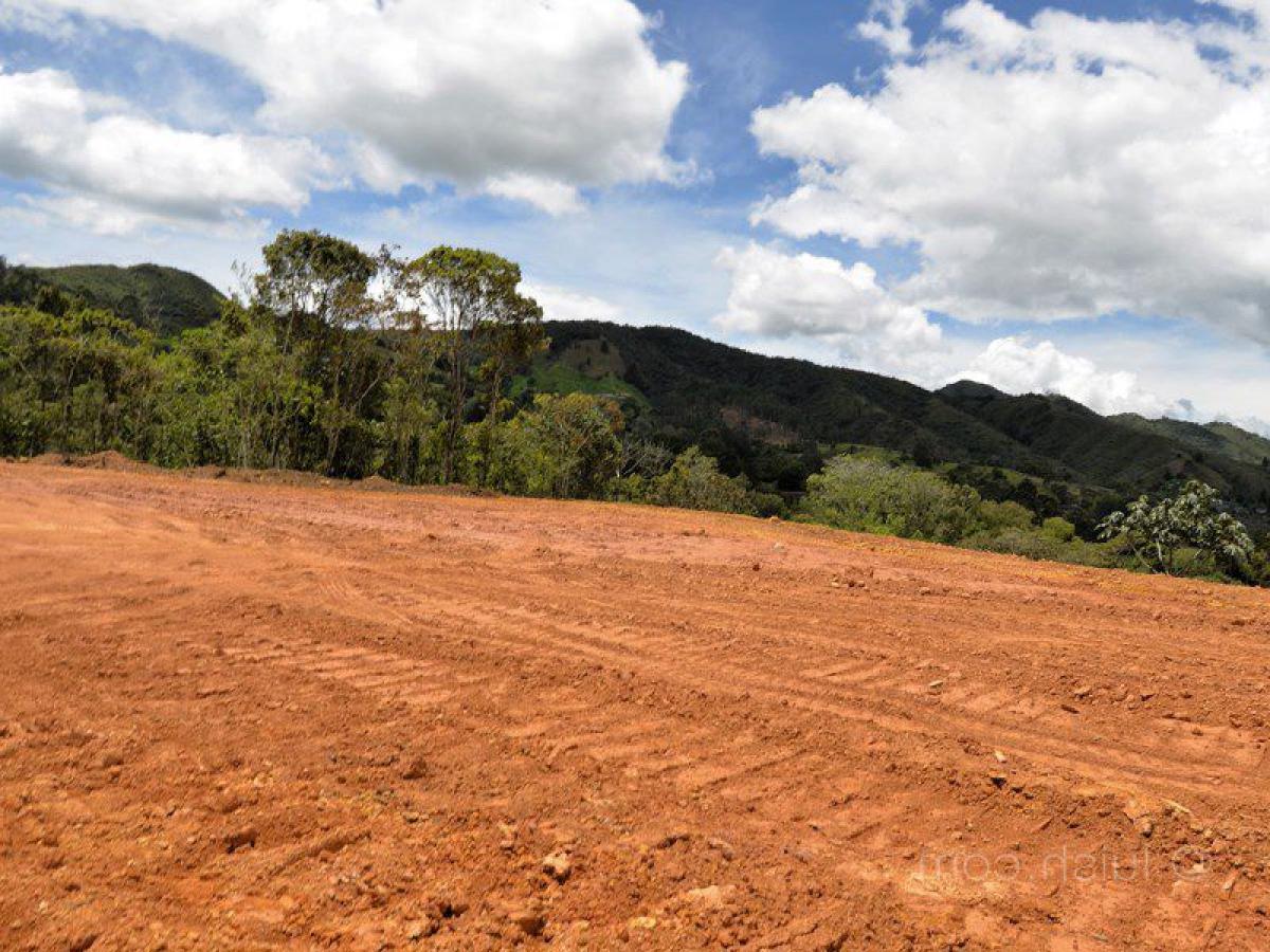  Land in Antioquia, Colombia No. 335