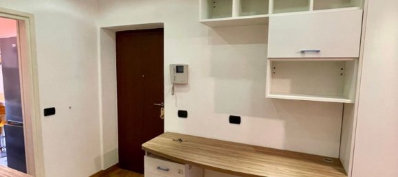 3غرفة شقة في Milan, Italy رقم 338150 2