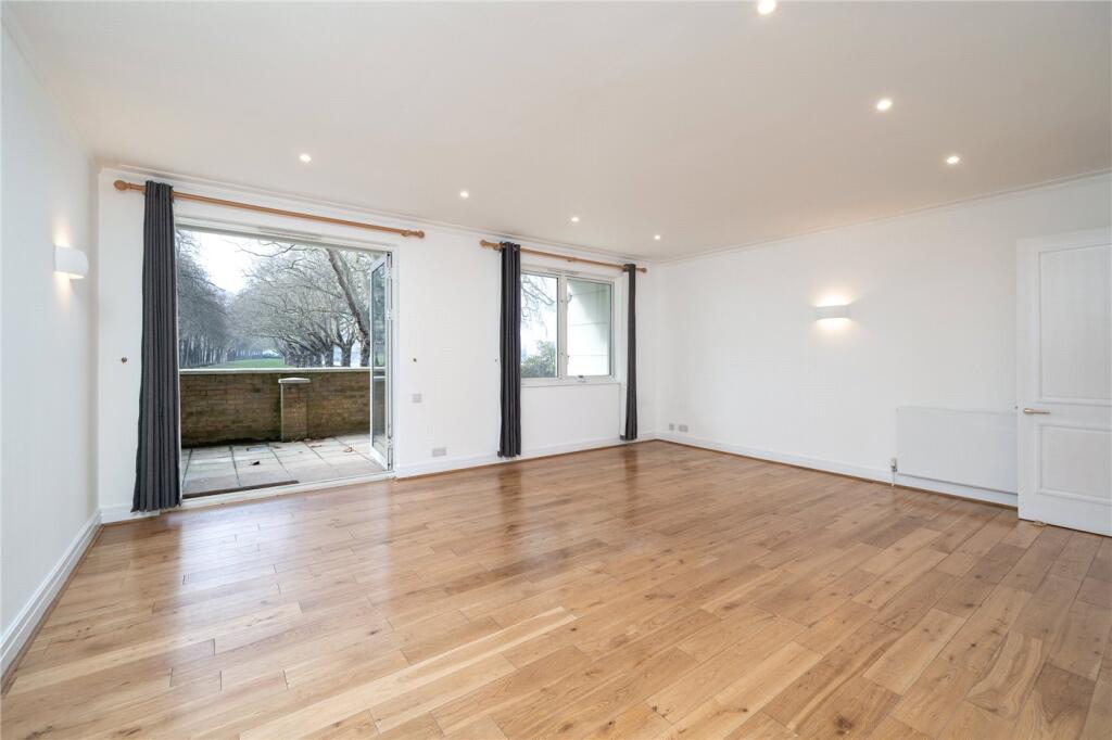 2 bedrooms Apartment in London, United Kingdom No. 3766