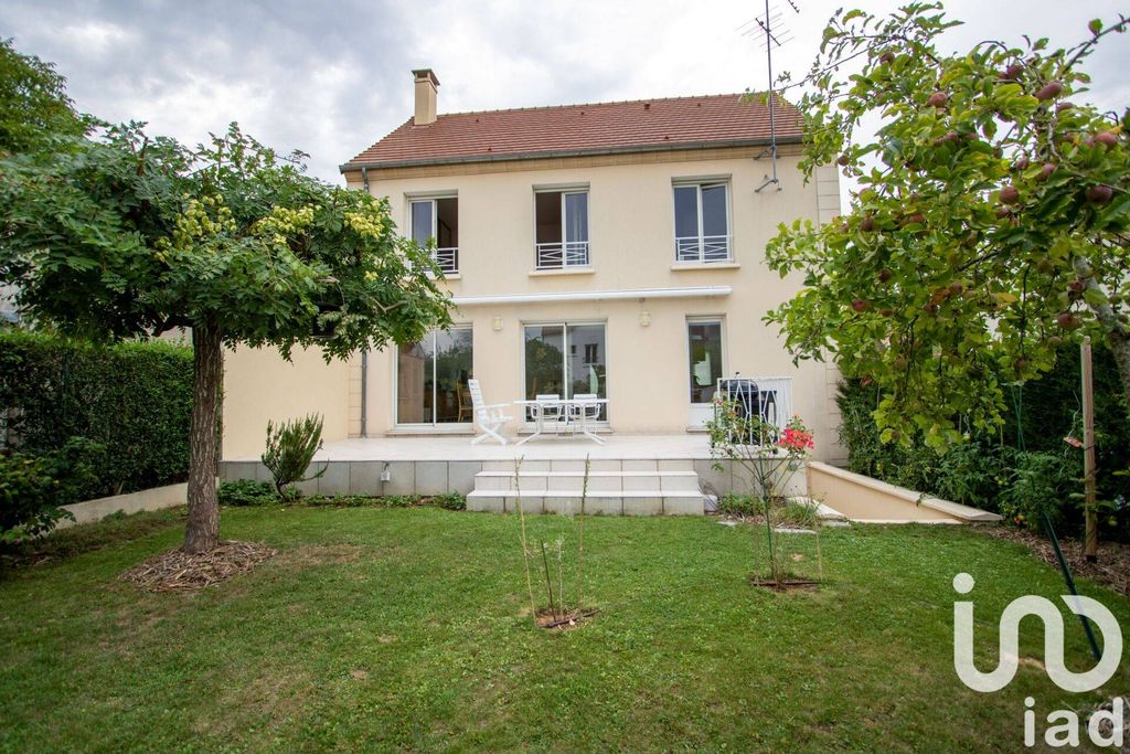 4 bedrooms Villa in Jouy-en-Josas, France No. 350659