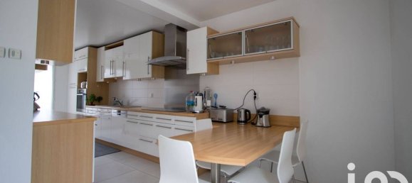 4 bedrooms Villa in Jouy-en-Josas, France No. 350659 8