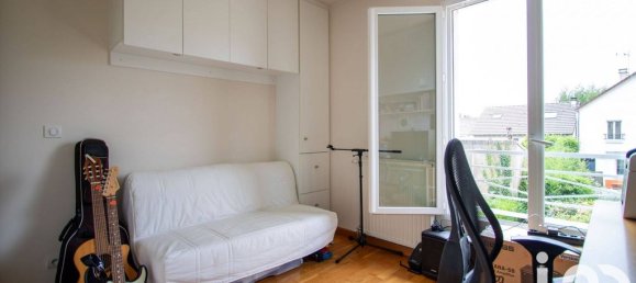 4 bedrooms Villa in Jouy-en-Josas, France No. 350659 17