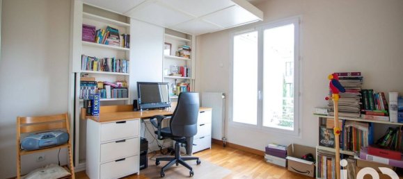 4 bedrooms Villa in Jouy-en-Josas, France No. 350659 19