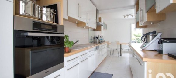 4 bedrooms Villa in Jouy-en-Josas, France No. 350659 10