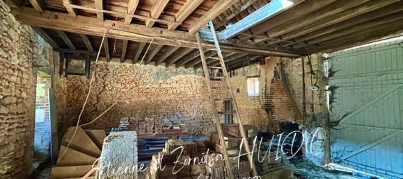 5-Zimmer Haus in Vatan, France, Nr. 349722 3