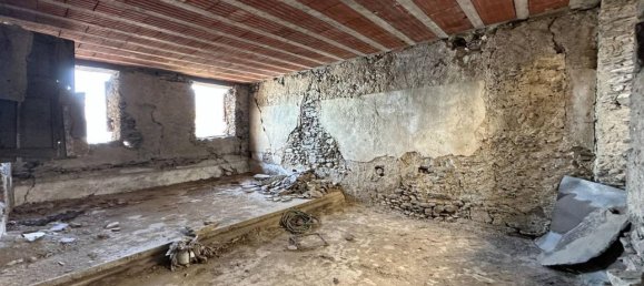 4 rooms House in Gravedona ed Uniti, Italy No. 72278 5