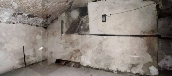 Imóvel comercial de 2 divisões em Rome, Italy N.º 19499 6