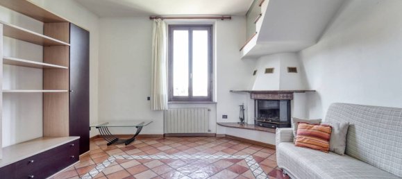 Apartamento T2 em Cermenate, Italy N.º 204843 3