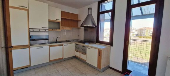 4 rooms Duplex in Gorizia, Italy No. 203399 3