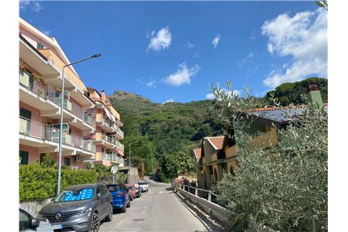 3 Schlafzimmer Wohnung in Graniti, Italy, Nr. 290210