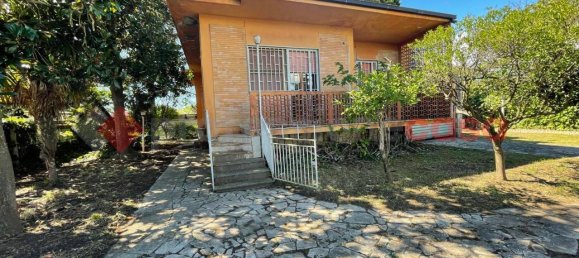 Villa de 5 habitaciónes en Terracina, Italy No. 76695 45