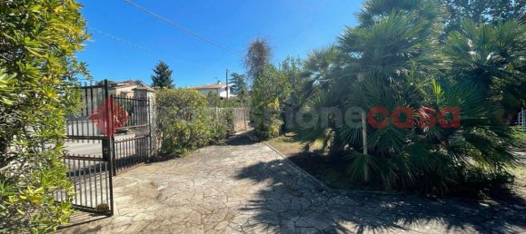 Villa de 5 habitaciónes en Terracina, Italy No. 76695 43