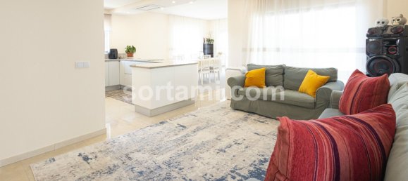 3 bedrooms House in Loule, Portugal No. 138782 2