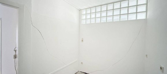 3-salle Appartement à St. Polten, Austria No. 259161 10