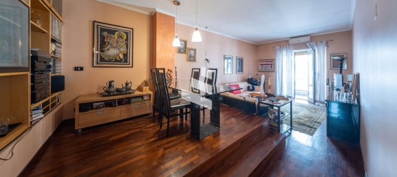 2 bedrooms Apartment in Rome, Italy No. 375932 3